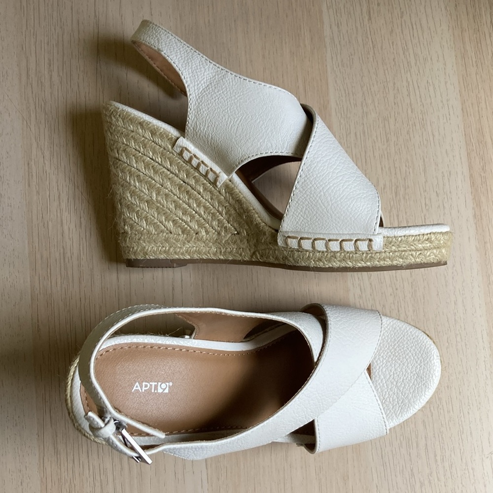 Apt. 9 Coralia Women's Wedge Heel Shoes White Size 6.5 Medium